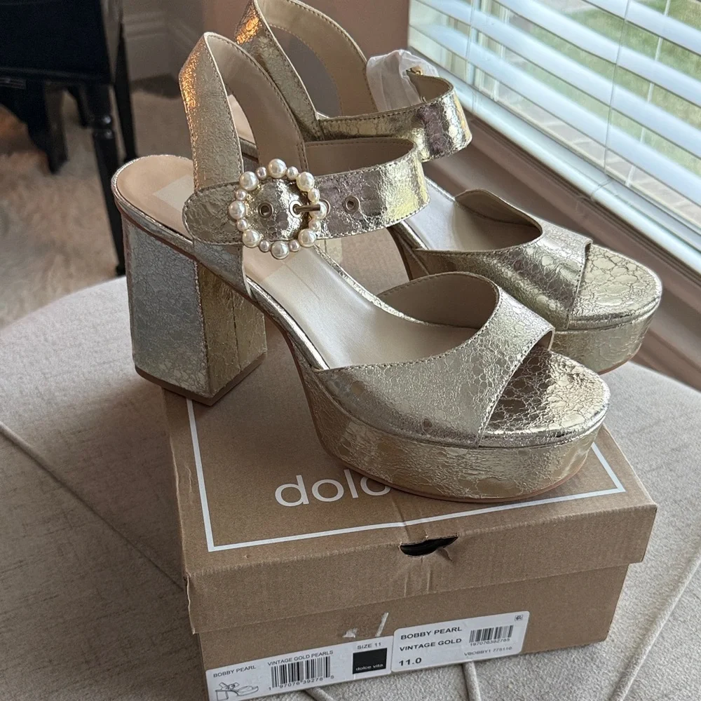 Dolce Vita Metallic Gold Pearl-Embellished Platform Sandals